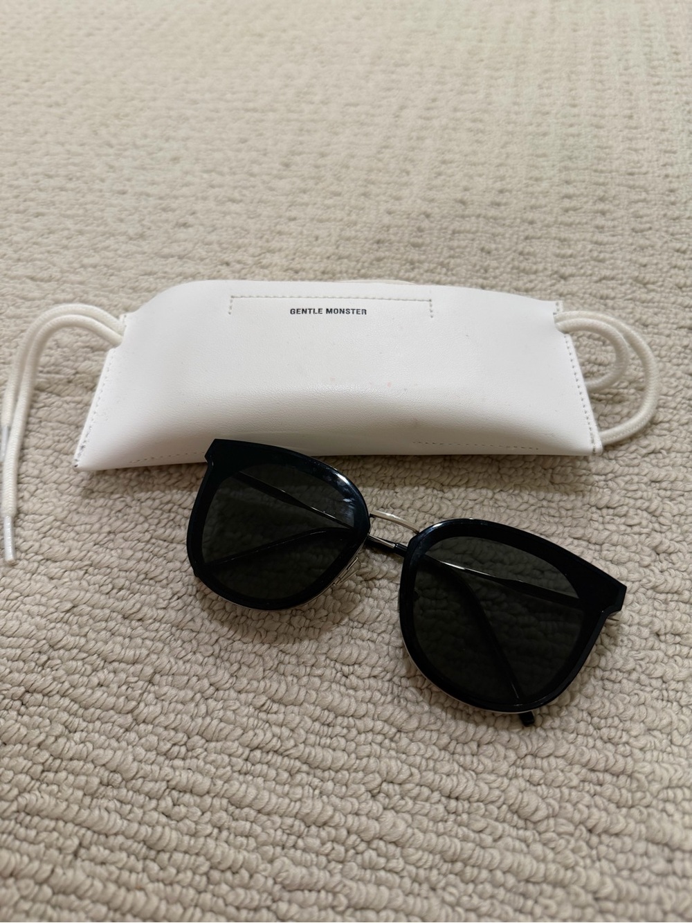 GENTLE MONSTER Black Sunglasses with Dark Lenses